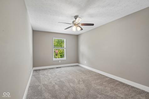 8294 Summit Peak Avenue Fishers IN 46038