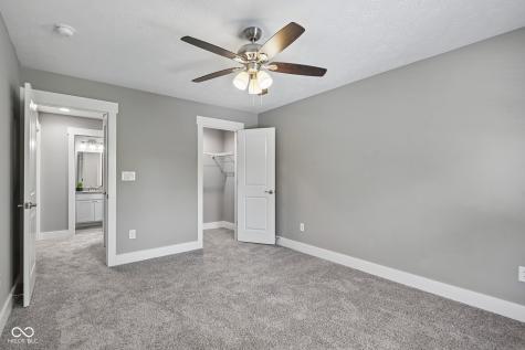 8294 Summit Peak Avenue Fishers IN 46038