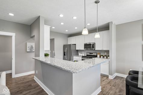 8294 Summit Peak Avenue Fishers IN 46038
