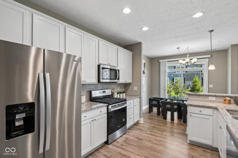 8294 Summit Peak Avenue Fishers IN 46038