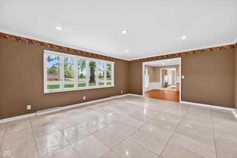 3980 Waycross Drive Columbus IN 47203