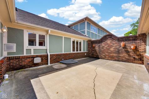 3980 Waycross Drive Columbus IN 47203