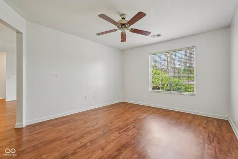 9804 Legends Creek Drive Indianapolis IN 46229