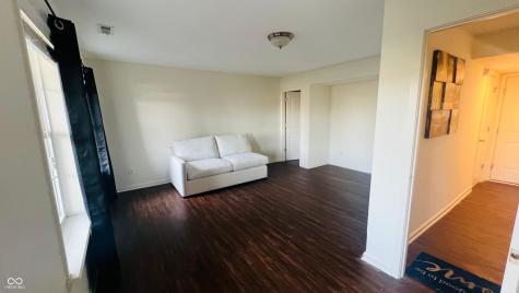 7136 Marsh Road Indianapolis IN 46278