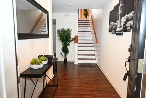 7136 Marsh Road Indianapolis IN 46278