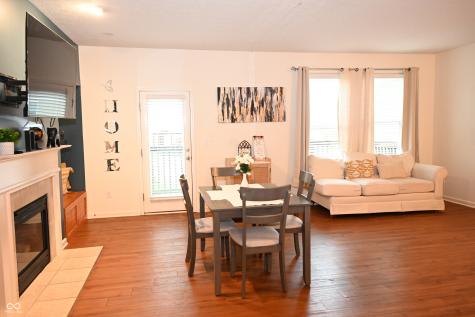 7136 Marsh Road Indianapolis IN 46278