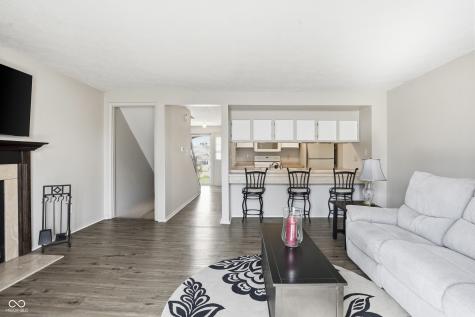 9415 Timber View Drive Indianapolis IN 46250