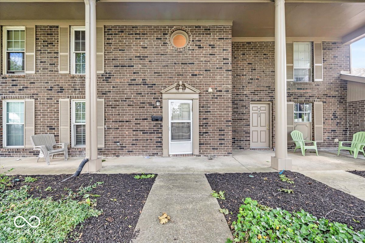 4305 E 56th Street Indianapolis IN 46220