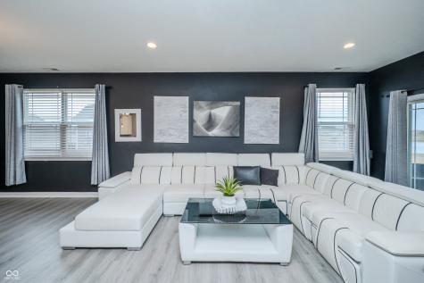1565 Sadler Way Avon IN 46123