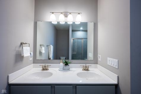 1565 Sadler Way Avon IN 46123