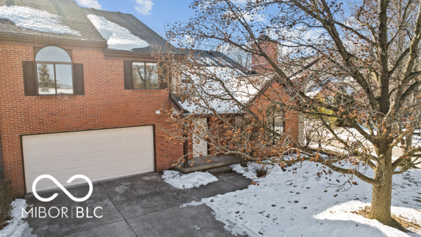 9237 Golden Leaf Way Indianapolis IN 46260