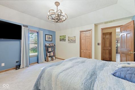 2746 Colony Lake West Drive Plainfield IN 46168