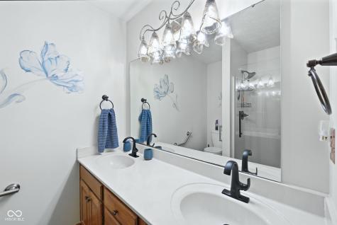 2746 Colony Lake West Drive Plainfield IN 46168