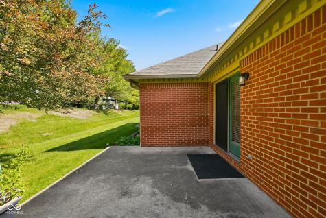 2746 Colony Lake West Drive Plainfield IN 46168