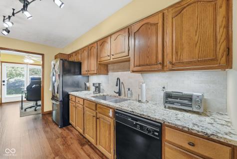 2746 Colony Lake West Drive Plainfield IN 46168