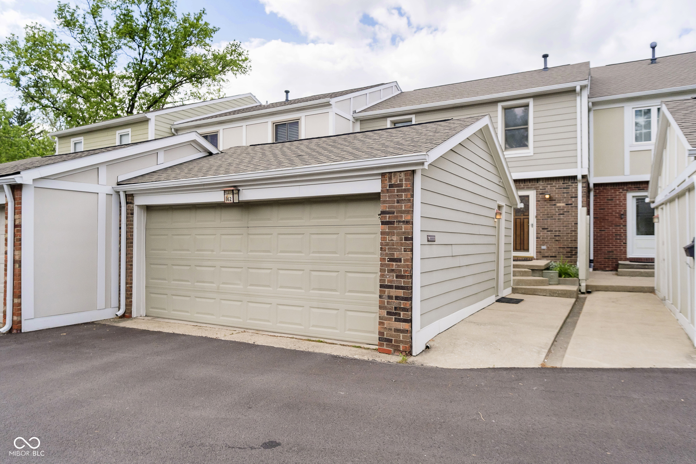 162 Carmelaire Drive Carmel IN 46032