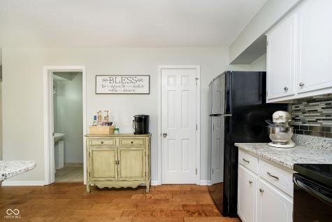 162 Carmelaire Drive Carmel IN 46032