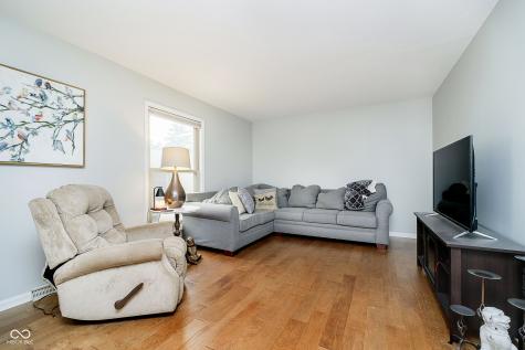 162 Carmelaire Drive Carmel IN 46032