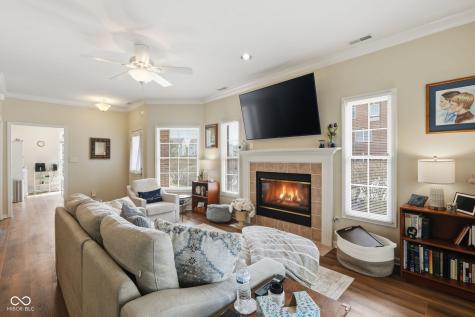 8042 Hazen Way Indianapolis IN 46216