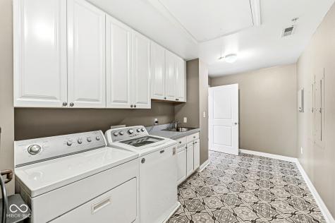 350 N Meridian Street Indianapolis IN 46204