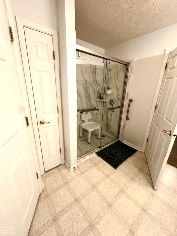 1146 Nanwich Court Indianapolis IN 46217