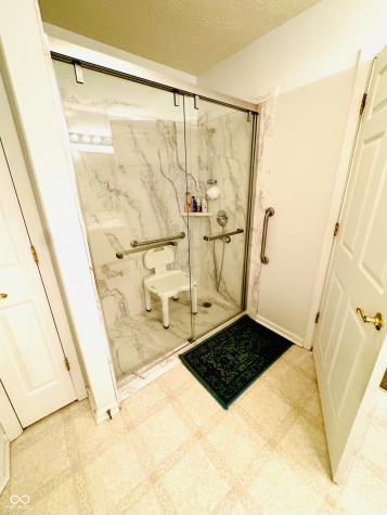 1146 Nanwich Court Indianapolis IN 46217