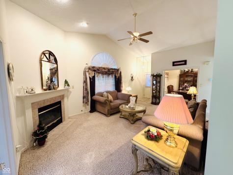 1146 Nanwich Court Indianapolis IN 46217
