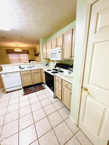1146 Nanwich Court Indianapolis IN 46217