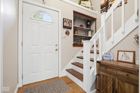 5924 Highgate Circle E Indianapolis IN 46250