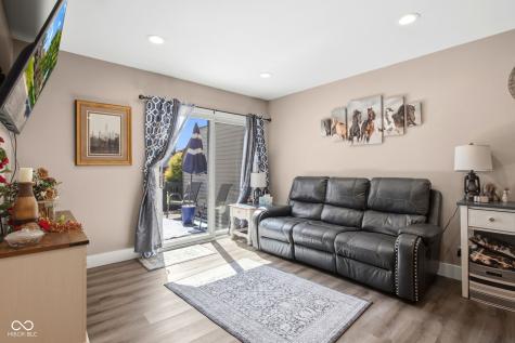 5924 Highgate Circle E Indianapolis IN 46250