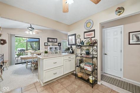 7455 Prairie Lake Drive Indianapolis IN 46256