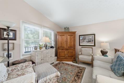 7455 Prairie Lake Drive Indianapolis IN 46256