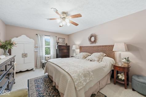 7455 Prairie Lake Drive Indianapolis IN 46256