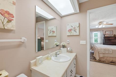 7455 Prairie Lake Drive Indianapolis IN 46256