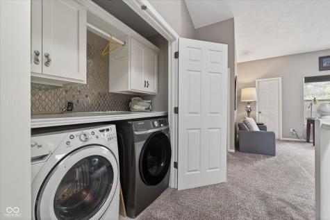 8079 Lower Bay Lane Indianapolis IN 46236