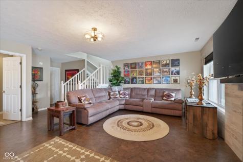 8079 Lower Bay Lane Indianapolis IN 46236