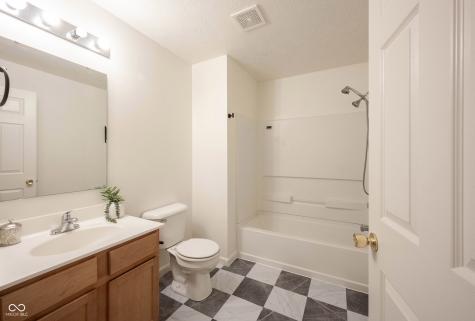 12235 Bubbling Brook Drive Fishers IN 46038