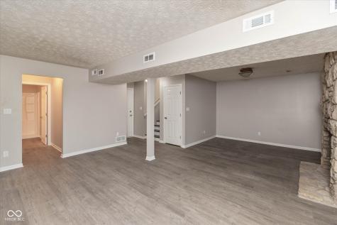 9526 Bay Vista E Drive Indianapolis IN 46250