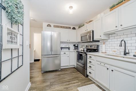 8292 Enclave Boulevard Fishers IN 46038