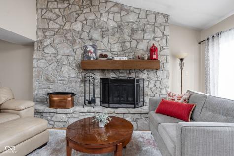 33 Dominion Drive Zionsville IN 46077