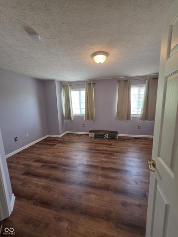 8160 Shores Edge Way Indianapolis IN 46237