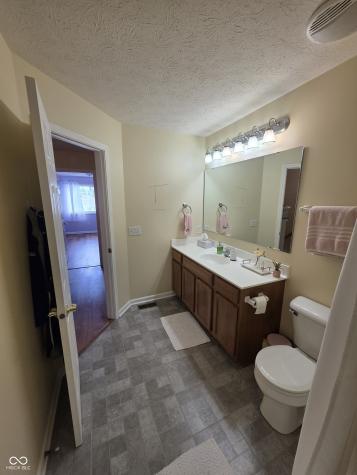 8160 Shores Edge Way Indianapolis IN 46237