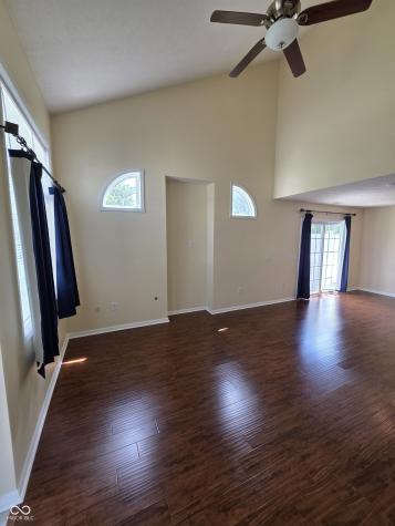 8160 Shores Edge Way Indianapolis IN 46237