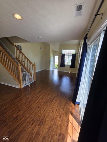 8160 Shores Edge Way Indianapolis IN 46237
