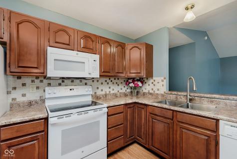 1202 Whittington Drive Brownsburg IN 46112
