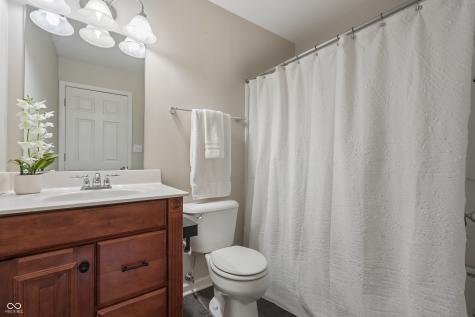 8266 Ethan Drive Fishers IN 46038