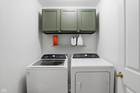 992 Bard Lane Carmel IN 46032
