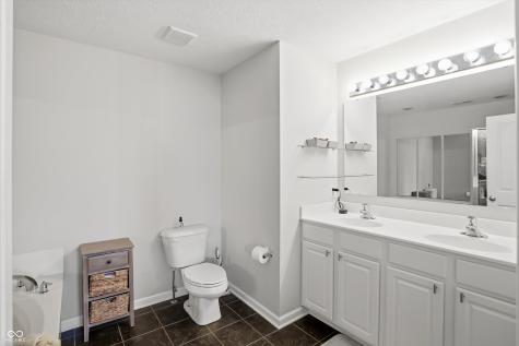 992 Bard Lane Carmel IN 46032
