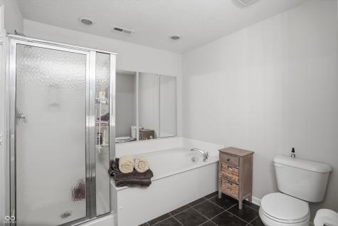 992 Bard Lane Carmel IN 46032