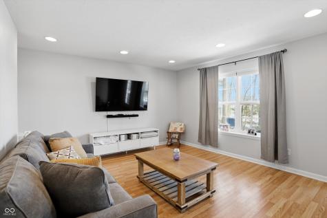 992 Bard Lane Carmel IN 46032